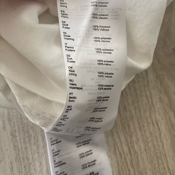 ❌SOLD❌maje: Lidony all over floral lace blouse sleeveless. T1 in offwhite. - Picture 5 of 5